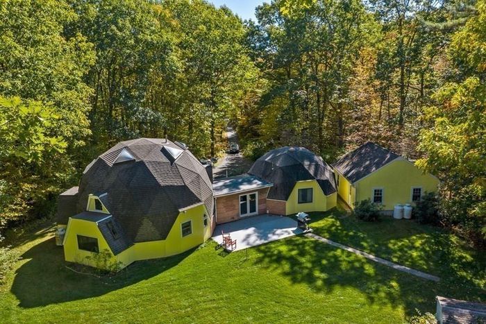 House of the Week_ Geometric dome home in Central Massachusetts